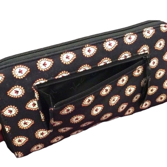 New Vera Bradley Paisley Print Wallet - Picture 3 of 16